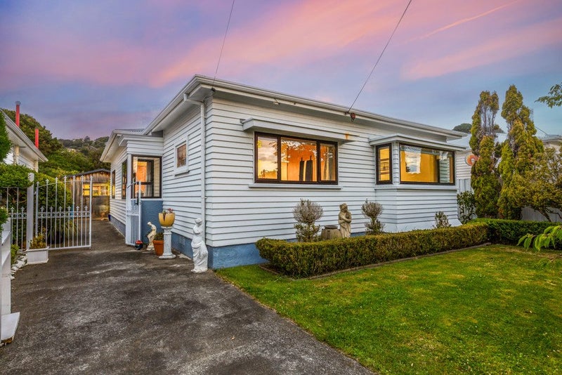 15 Glamis Avenue, Strathmore Park, Wellington - Carousel 2