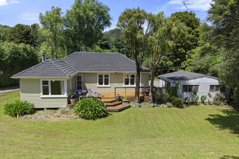 31 Stanley Street, Wainuiomata, Lower Hutt - Carousel 2