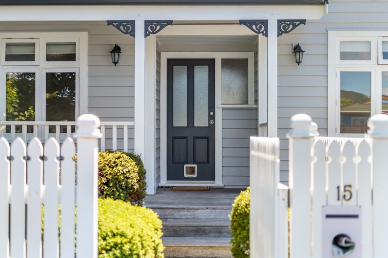 15 Plunket Avenue, Petone, Lower Hutt - Carousel 2