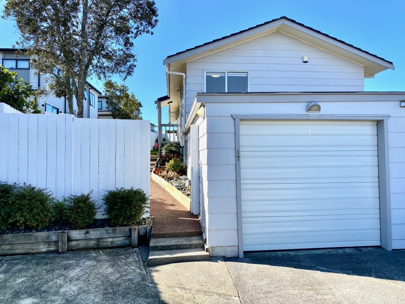 1/17 Athena Drive, Tōtara Vale, Auckland - Carousel 10