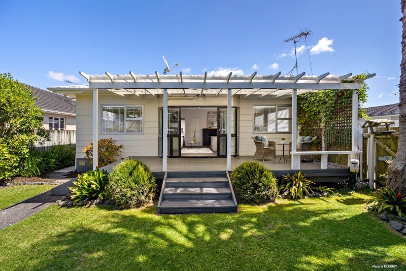 1/59 Hattaway Avenue, Bucklands Beach, Auckland - Carousel 2