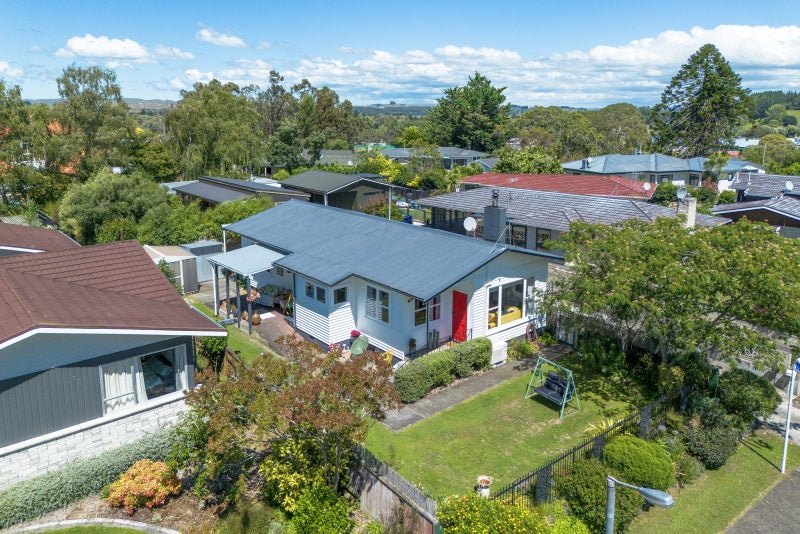 5 Limbrick Street, Waipawa, Waipawa - Carousel 15
