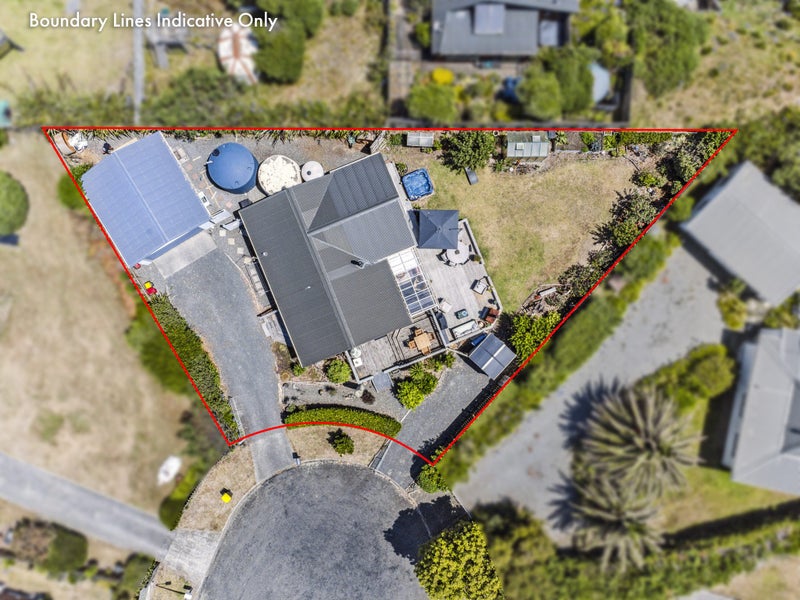 8 Norna Grove, Levin - Carousel 36