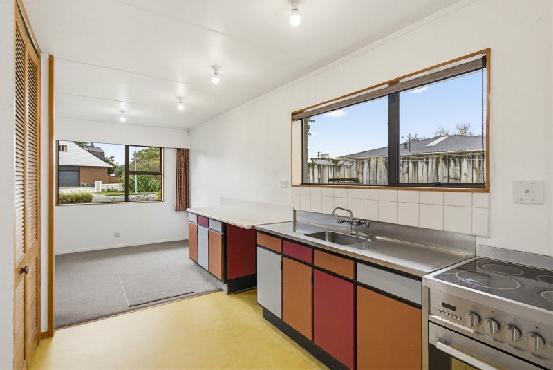 94 Kennedy Drive, Levin, Levin - Carousel 2