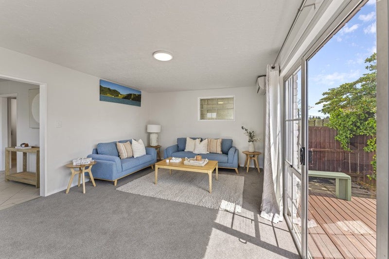 2/9 Britannia Street, North New Brighton, Christchurch - Carousel 1