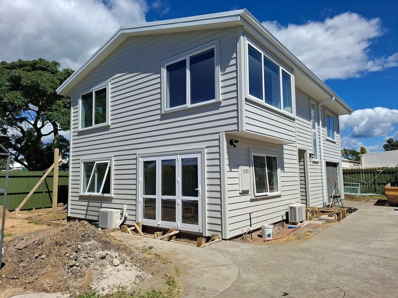 26B Oban Road, Greerton, Tauranga - Carousel 1