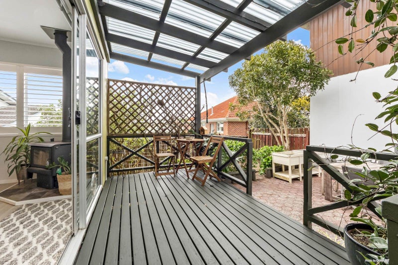 3/10 Akehurst Avenue, New Lynn, Auckland - Carousel 2