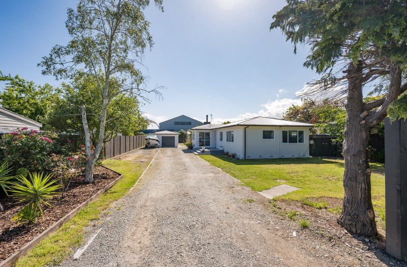 32 APPLEBY Highway, Appleby, Richmond - Carousel 31