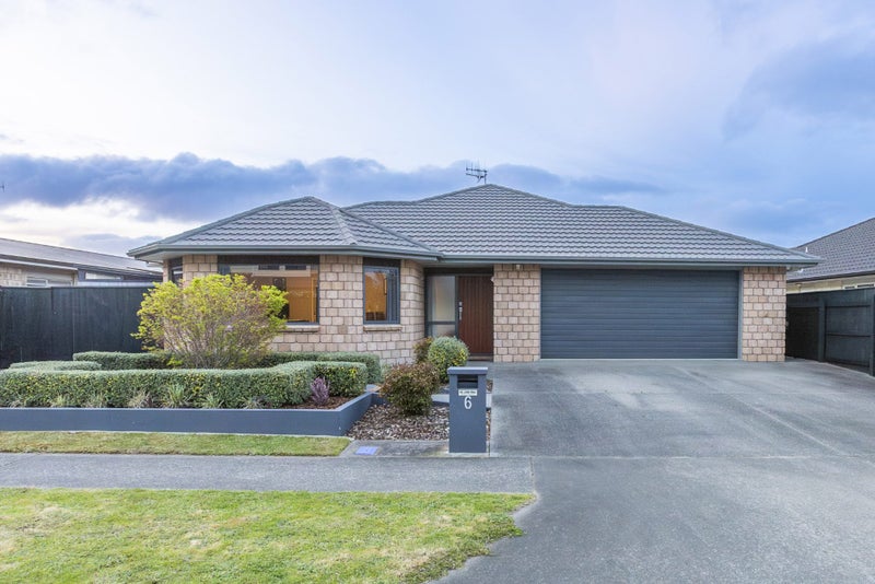 6 Trusham Court, Paraparaumu - Carousel 21