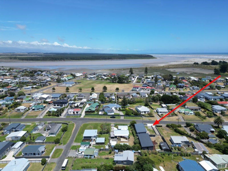29 Pratt Avenue, Foxton Beach, Foxton - Carousel 27