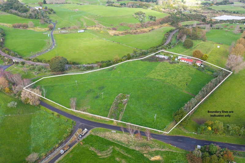 101 Forest Lakes Road, Otaki, Otaki - Carousel 2