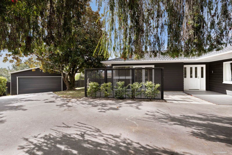 17 Glenmore Road, Sunnyhills, Auckland - Carousel 2