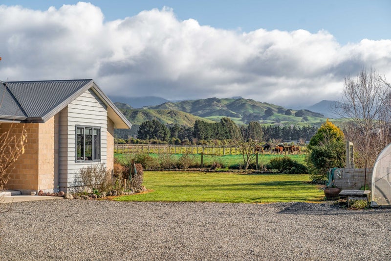 76 Jordan Road, Waingawa - Carousel 1