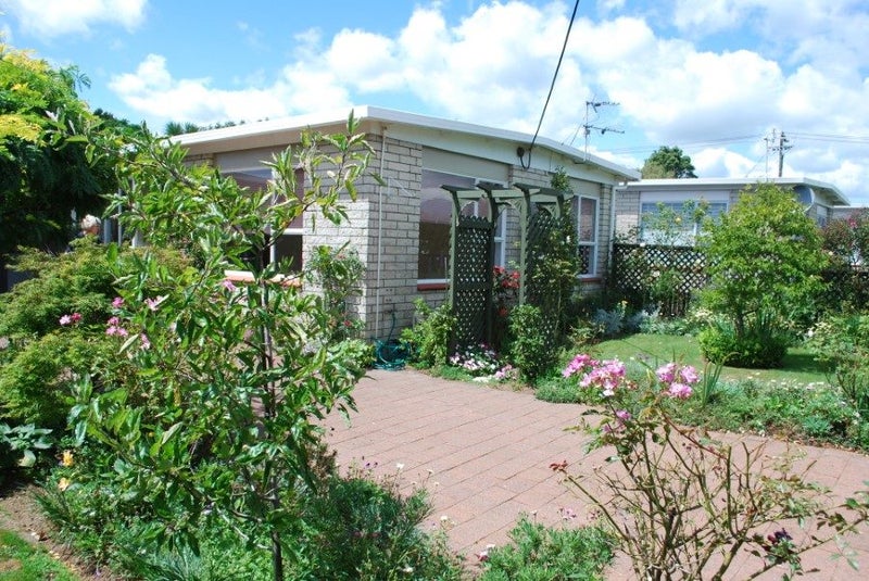 11A Hursthouse Street, Vogeltown, New Plymouth - Carousel 9