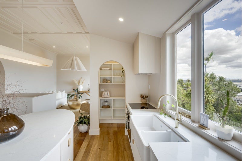 5 Denholm Road, Hospital Hill, Napier - Carousel 2