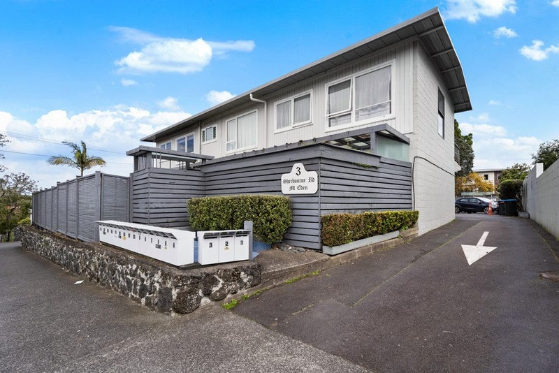 1/3 Sherbourne Road, Mount Eden, Auckland - Carousel 1