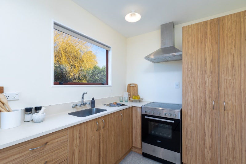 31 Iwa Street, Mapua - Carousel 2