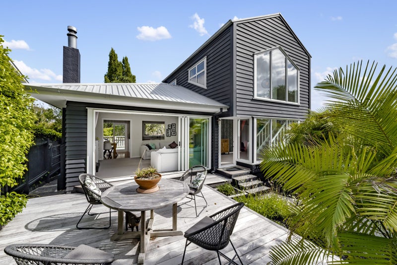 93 Edmund Street, Saint Heliers, Auckland - Carousel 1