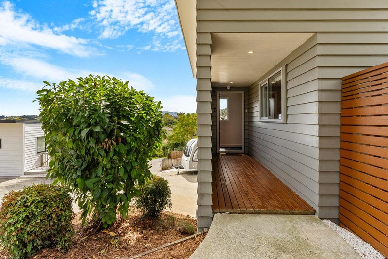 16 Blue Gum Drive, Warkworth, Warkworth - Carousel 2