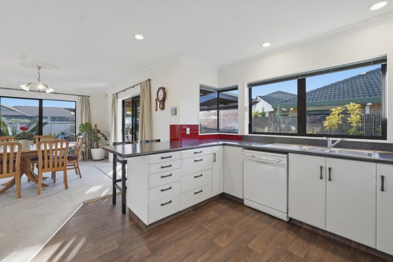 177 Grenada Street, Mount Maunganui, Mount Maunganui - Carousel 2