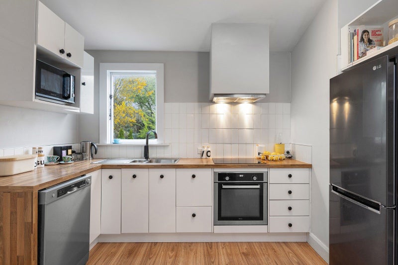 38 Olliviers Road, Phillipstown, Christchurch - Carousel 2