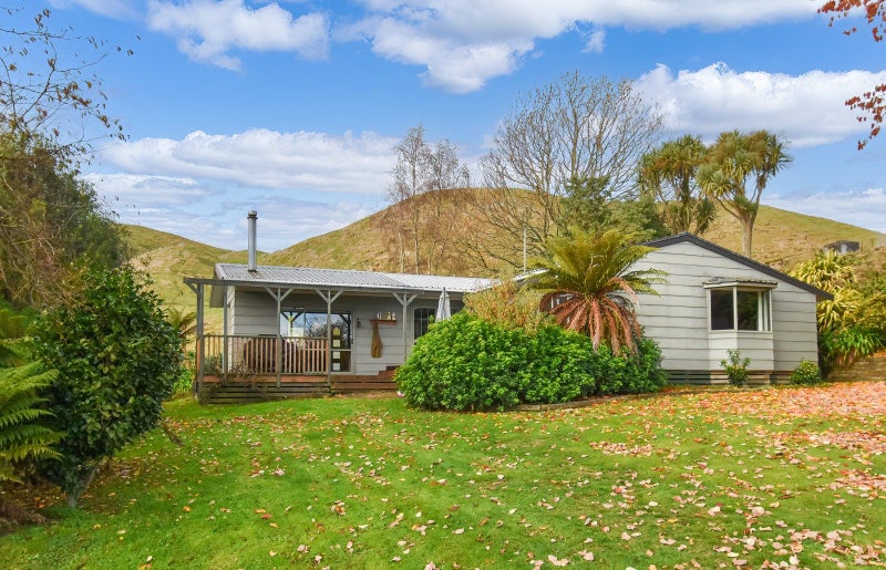 160 River Plate Road, Rotorua - Carousel 1