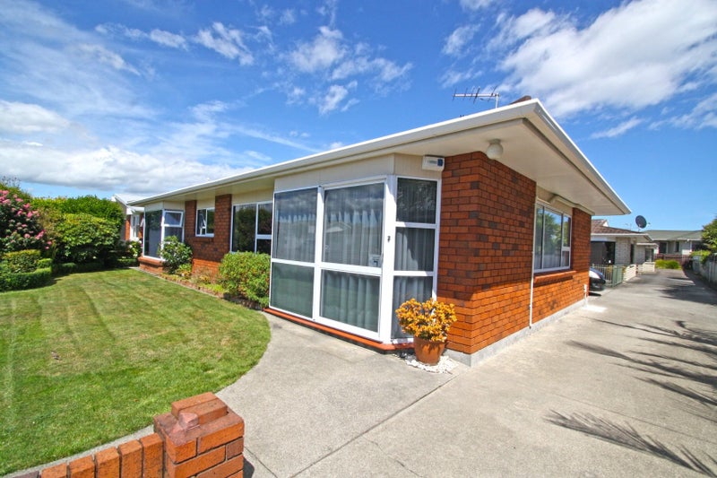 20 Tukapa Street, Westown, New Plymouth - Carousel 11