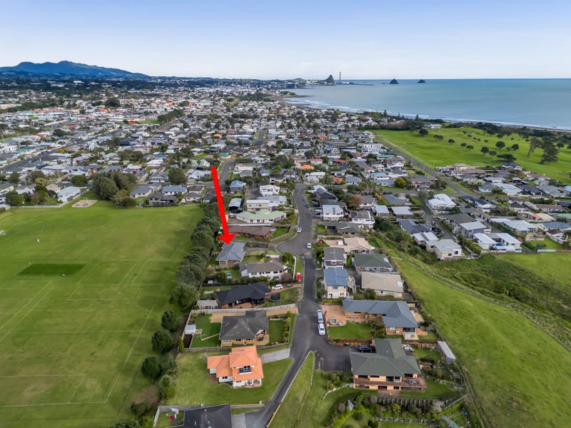 12 Chatswood Grove, Fitzroy, New Plymouth - Carousel 1