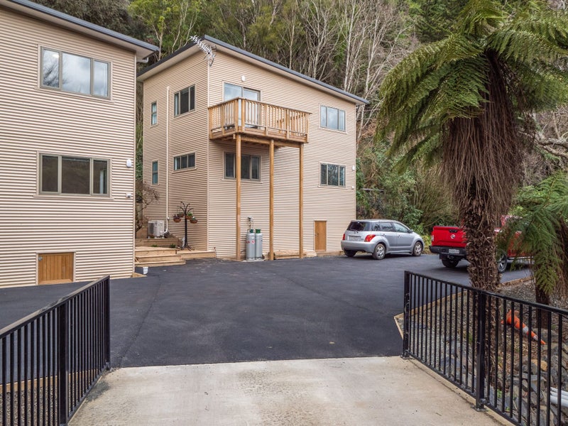 10 Harden Street, Woodhaugh, Dunedin - Carousel 1