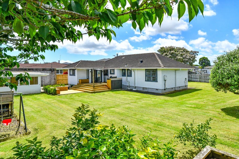 75 Huia Road, Papatoetoe, Auckland - Carousel 1