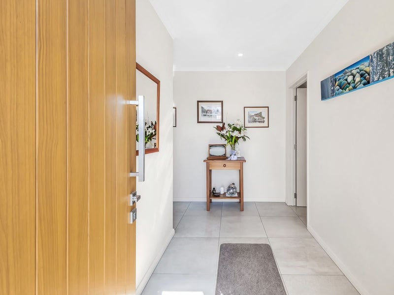 4 Cressy Place, Darfield, Darfield - Carousel 2