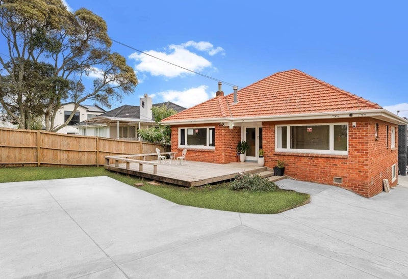 11 Oakdale Road, Mount Roskill, Auckland - Carousel 9