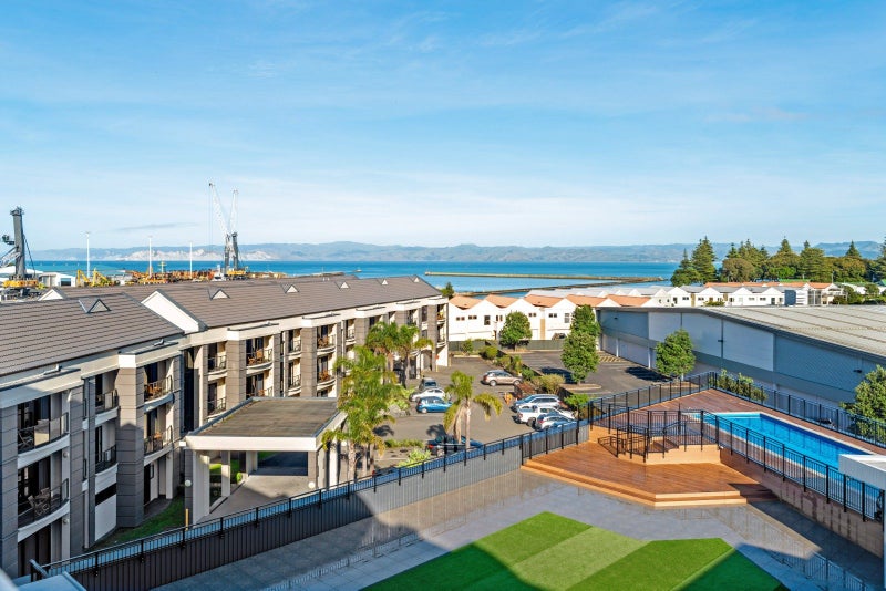 403/4 Reads Quay, City Centre, Gisborne, Gisborne - Carousel 2