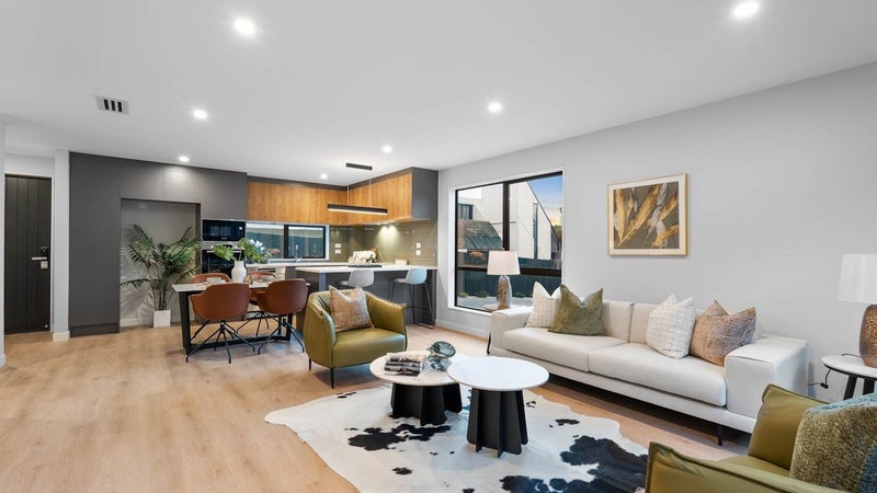 13 Emerald Way, Rosedale, Auckland - Carousel 1