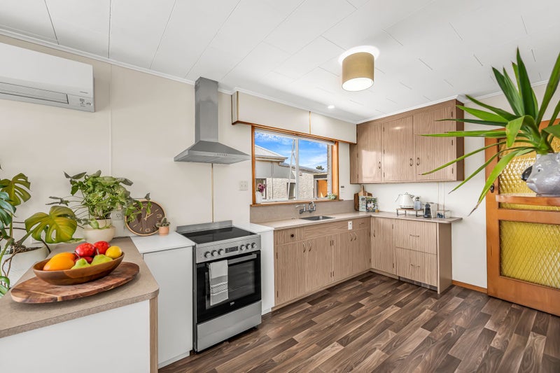 66 Kitchener Street, Gore, Gore - Carousel 2