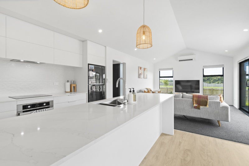 205 Adler Drive, Ohauiti, Tauranga - Carousel 1