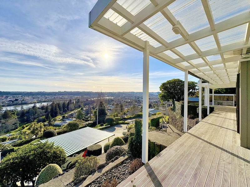 24 Wairere Road, Bastia Hill, Whanganui - Carousel 2