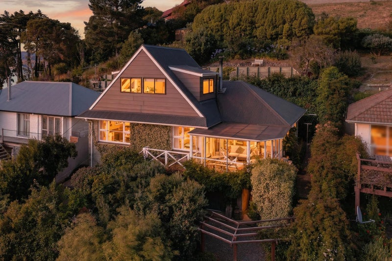 3 Walkers Road, Lyttelton, Lyttelton - Carousel 1