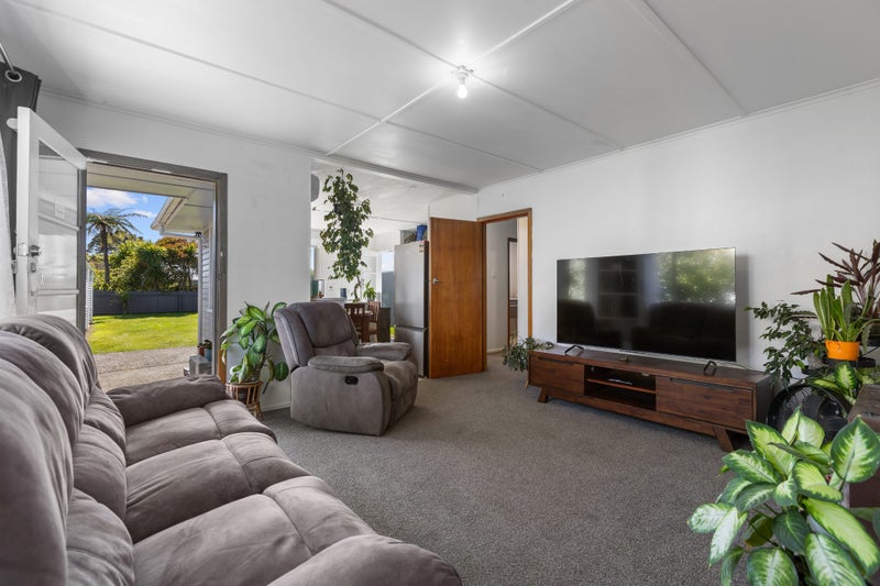 23 Belair Avenue, Blagdon, New Plymouth - Carousel 2