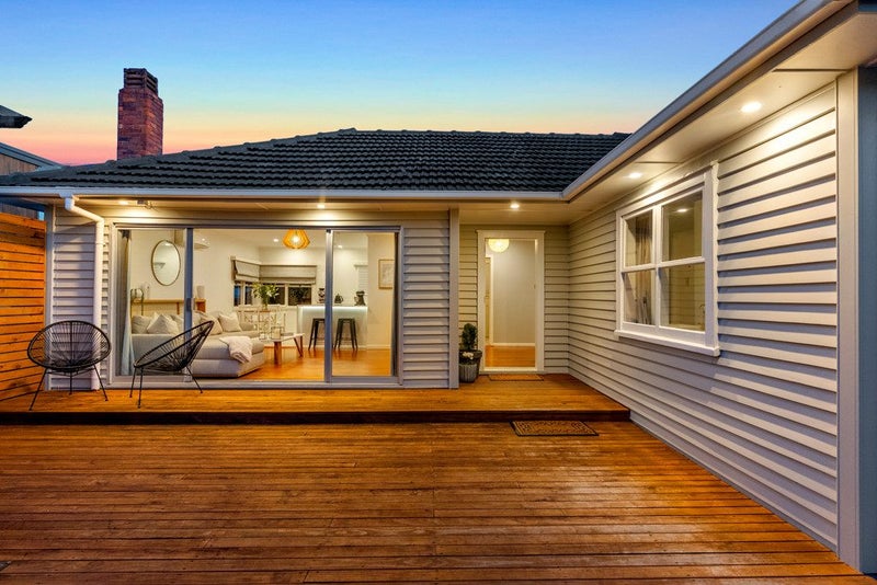 2/167 Beach Haven Road, Beach Haven, Auckland - Carousel 13