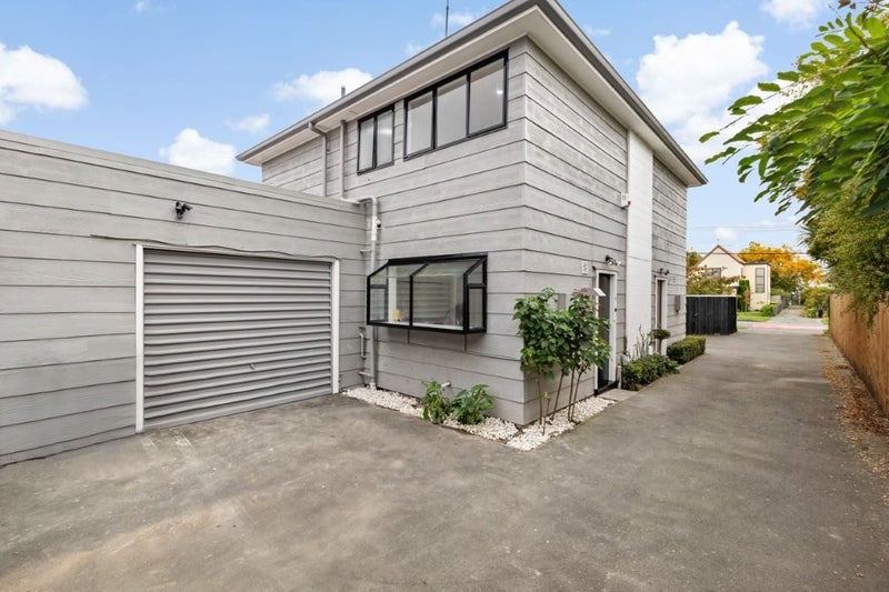 2/54 Gresford Street, Edgeware, Christchurch - Carousel 1