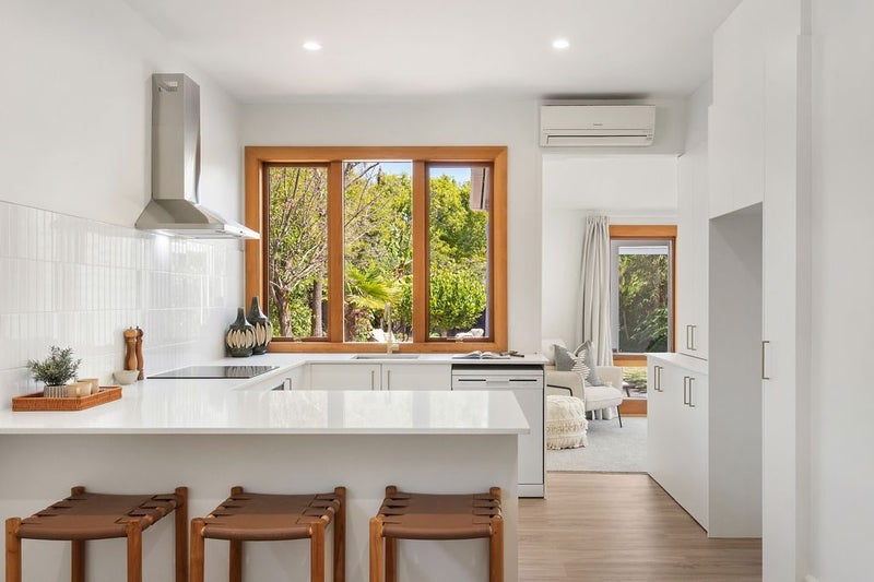 114 Nayland Street, Sumner, Christchurch City, Canterbury - Carousel 2