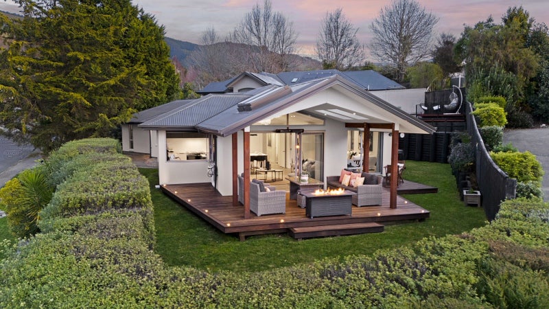 34 Park Drive, Richmond, Richmond - Carousel 1