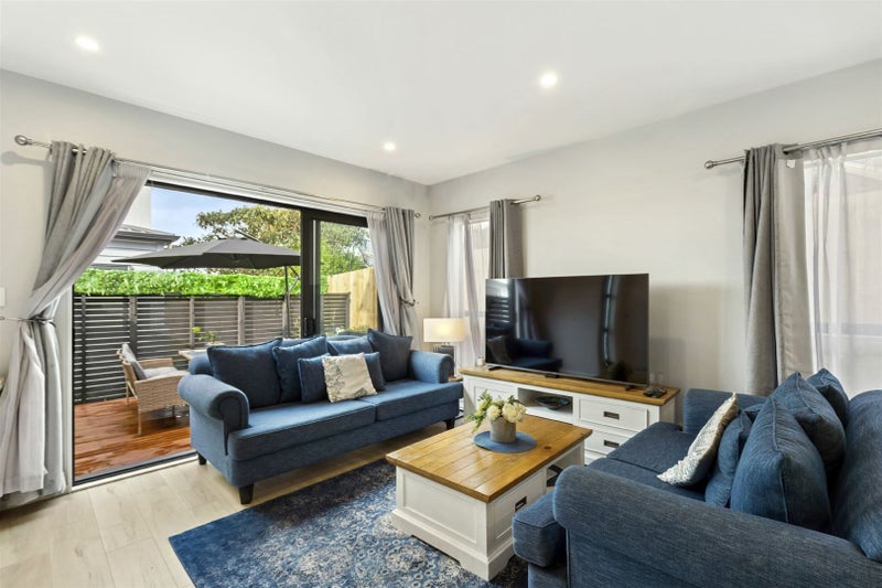 14B Notre Dame Way, Albany, Auckland - Carousel 2