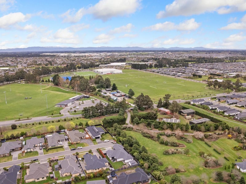 18 Broomleigh Drive, Rolleston, Rolleston - Carousel 37