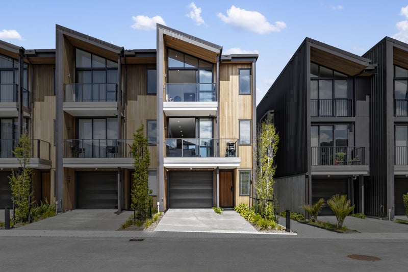 15 Silica Mews, Stonefields, Auckland - Carousel 1