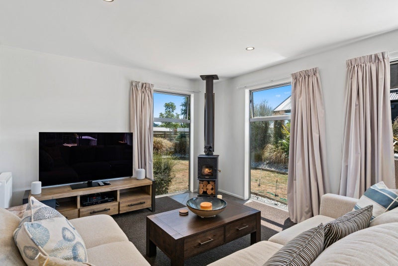 7 Alice Burn Drive, Cromwell - Carousel 2