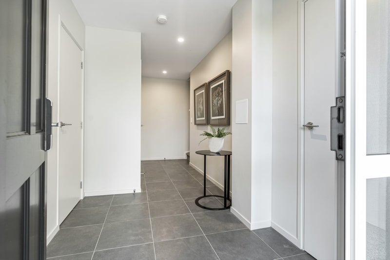 23D Windsor Street, Parnell, Auckland - Carousel 2