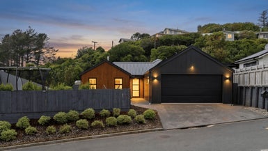 19 Prestbury Grove, Churton Park, Wellington - Carousel 1