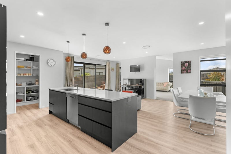 7 Patrick McGough Way, Halswell, Christchurch - Carousel 2